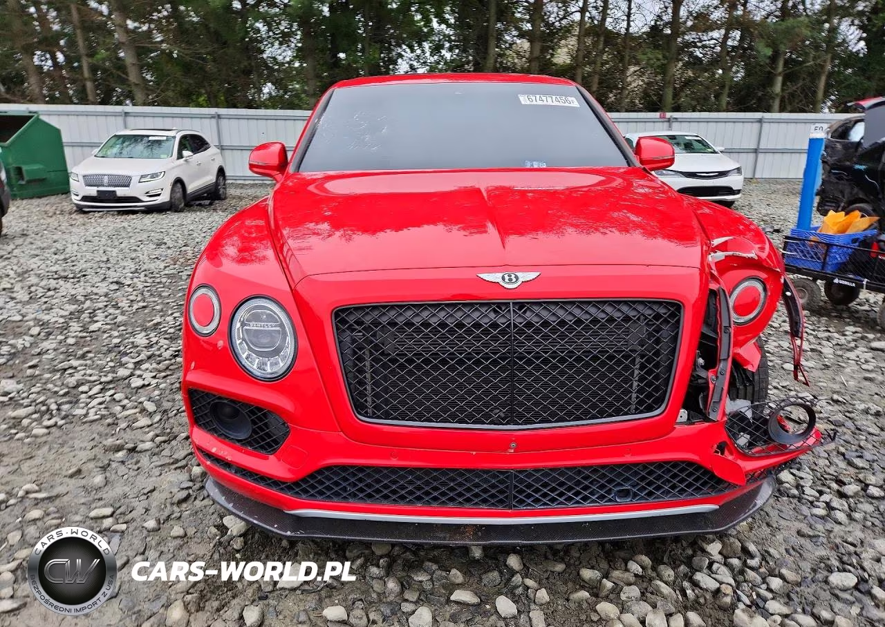 2018 Bentley Bentayga VIN:SJAAC2ZV8JC020729 - 5