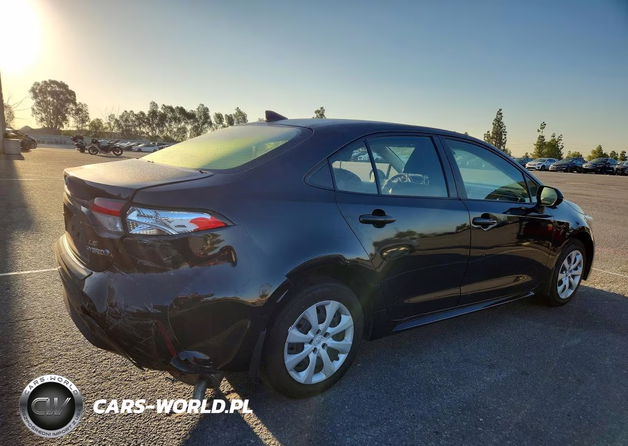 2024 Toyota Corolla Hybrid Le VIN:JTDBCMFE6R3040413 - 3