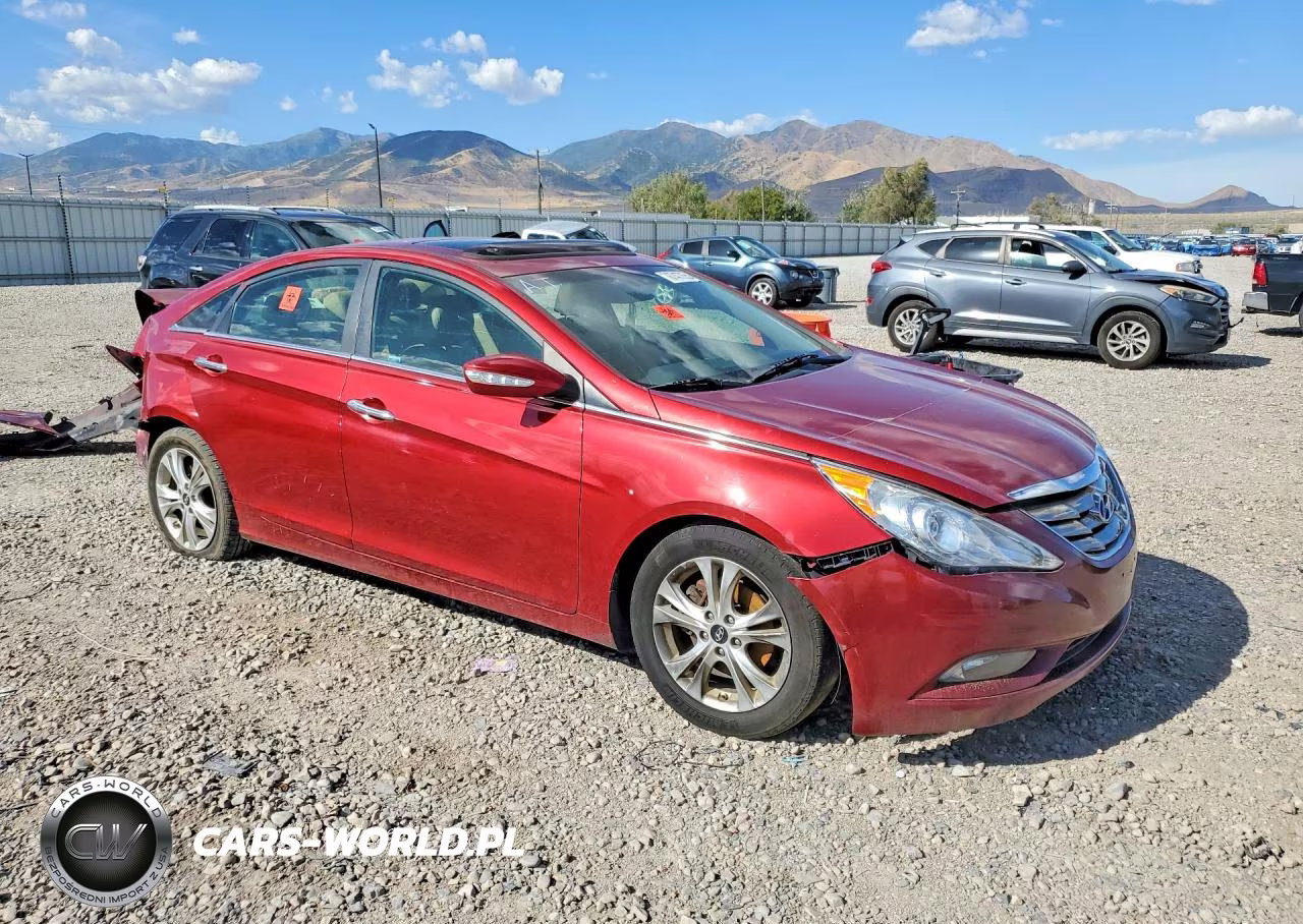 2013 Hyundai Sonata Limited VIN:5NPEC4ACXDH655465 - 4