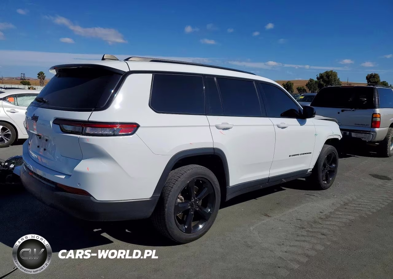 2023 Jeep Grand Cherokee L Laredo VIN:1C4RJKAGXP8831013 - 3
