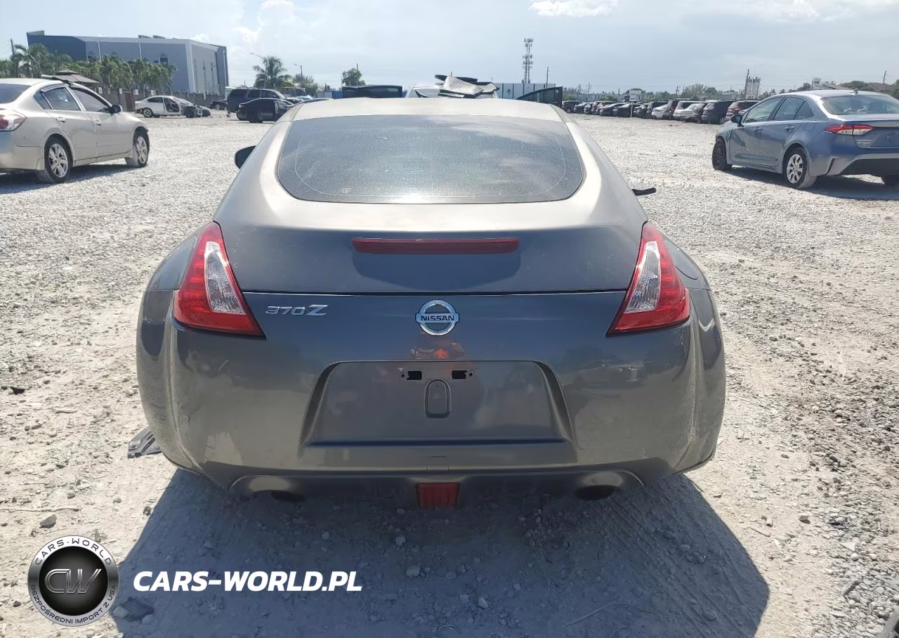 2014 Nissan 370Z Base VIN:JN1AZ4EH2EM637118 - 6