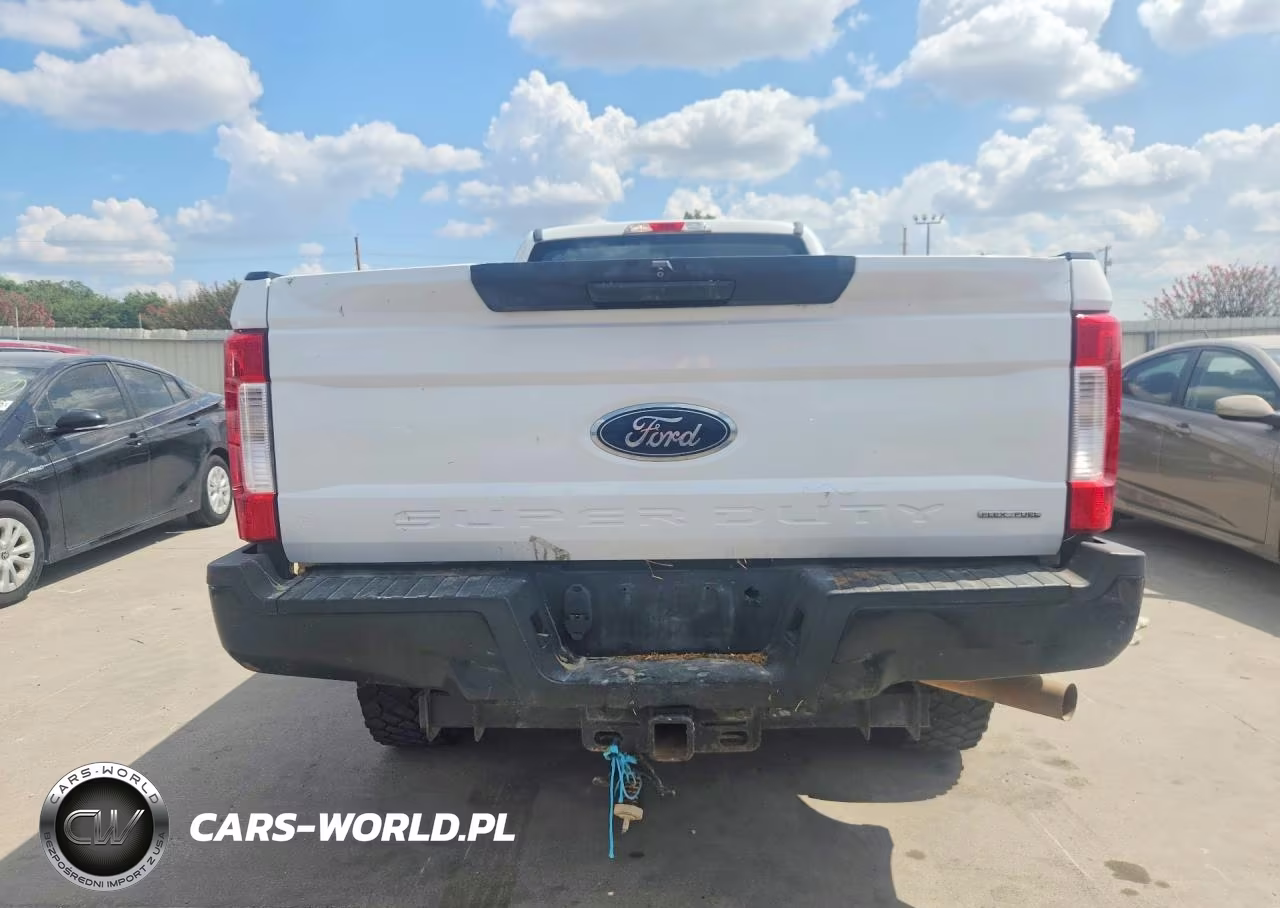 2018 Ford F250 Super Duty VIN:1FT7X2B61JEC66672 - 6