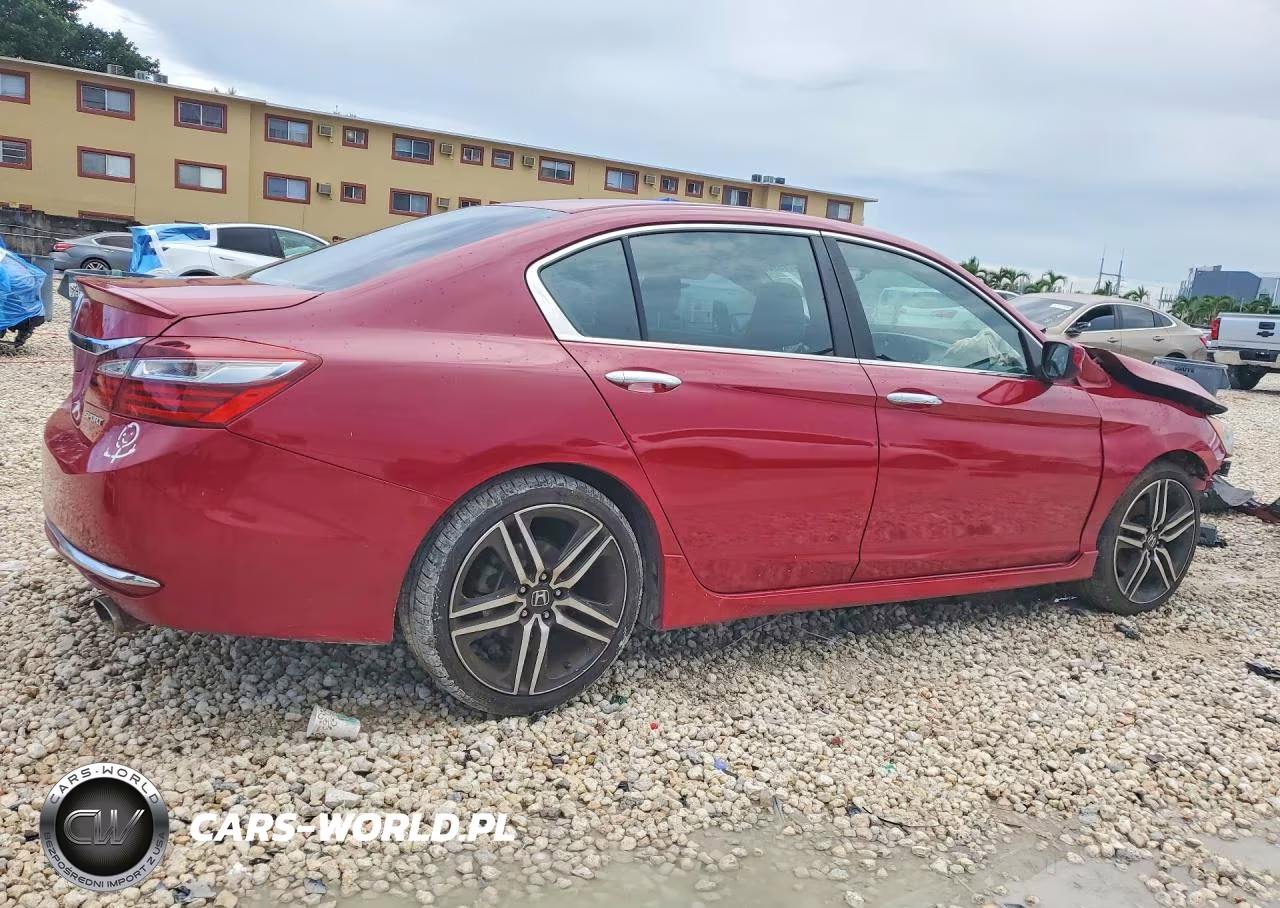 2017 Honda Accord Sport VIN:1HGCR2F58HA220138 - 3