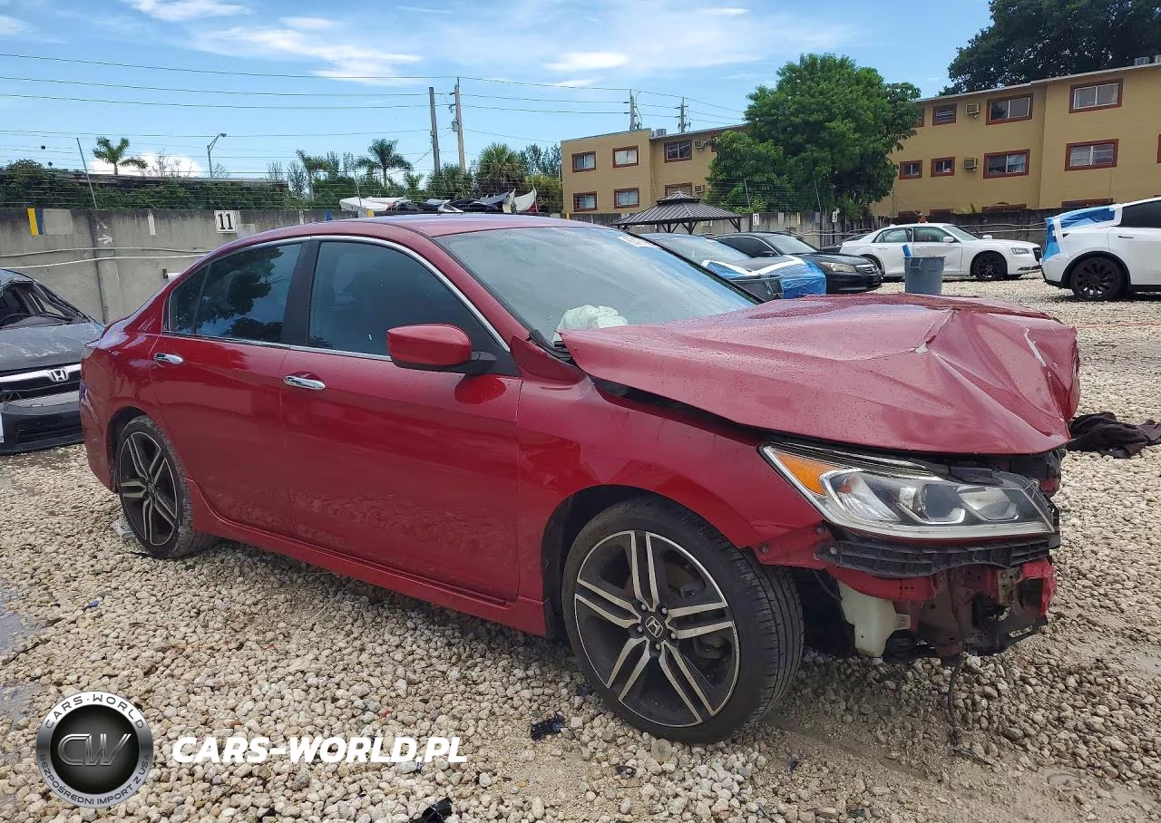 2017 Honda Accord Sport VIN:1HGCR2F58HA220138 - 4