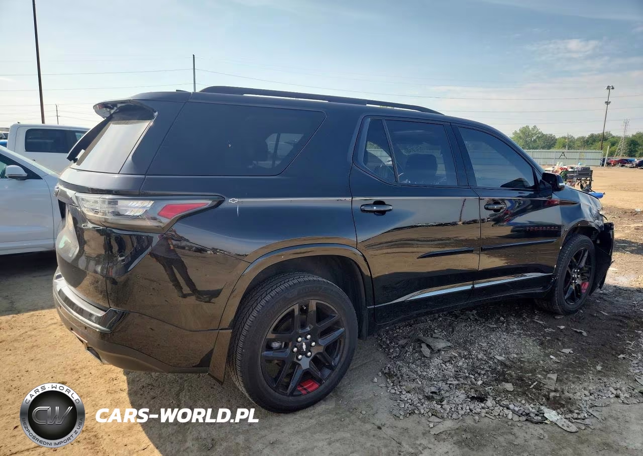 2020 Chevrolet Traverse Premier VIN:1GNERKKW5LJ108273 - 3