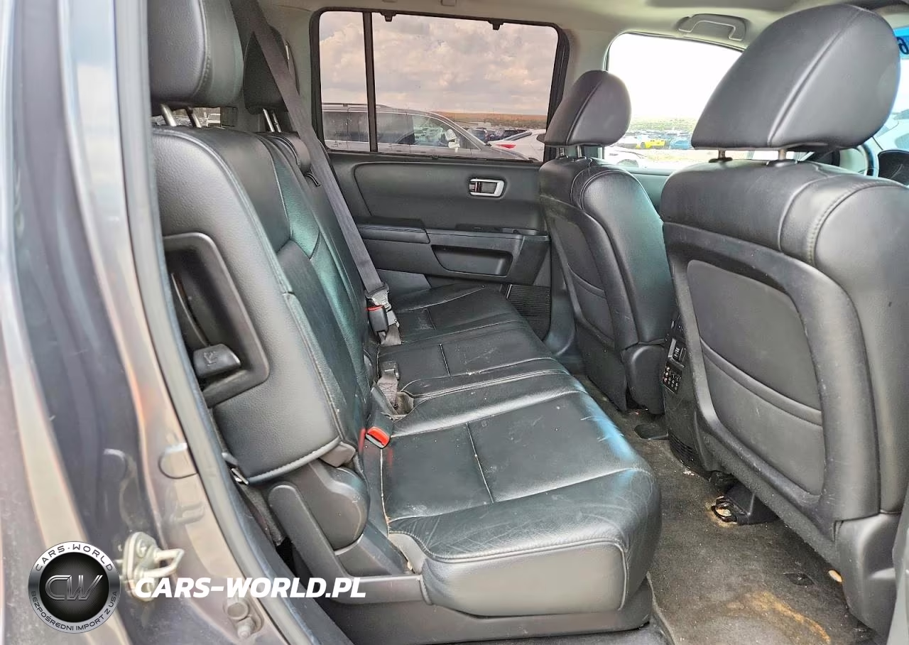 2012 Honda Pilot Touring VIN:5FNYF4H98CB501350 - 10