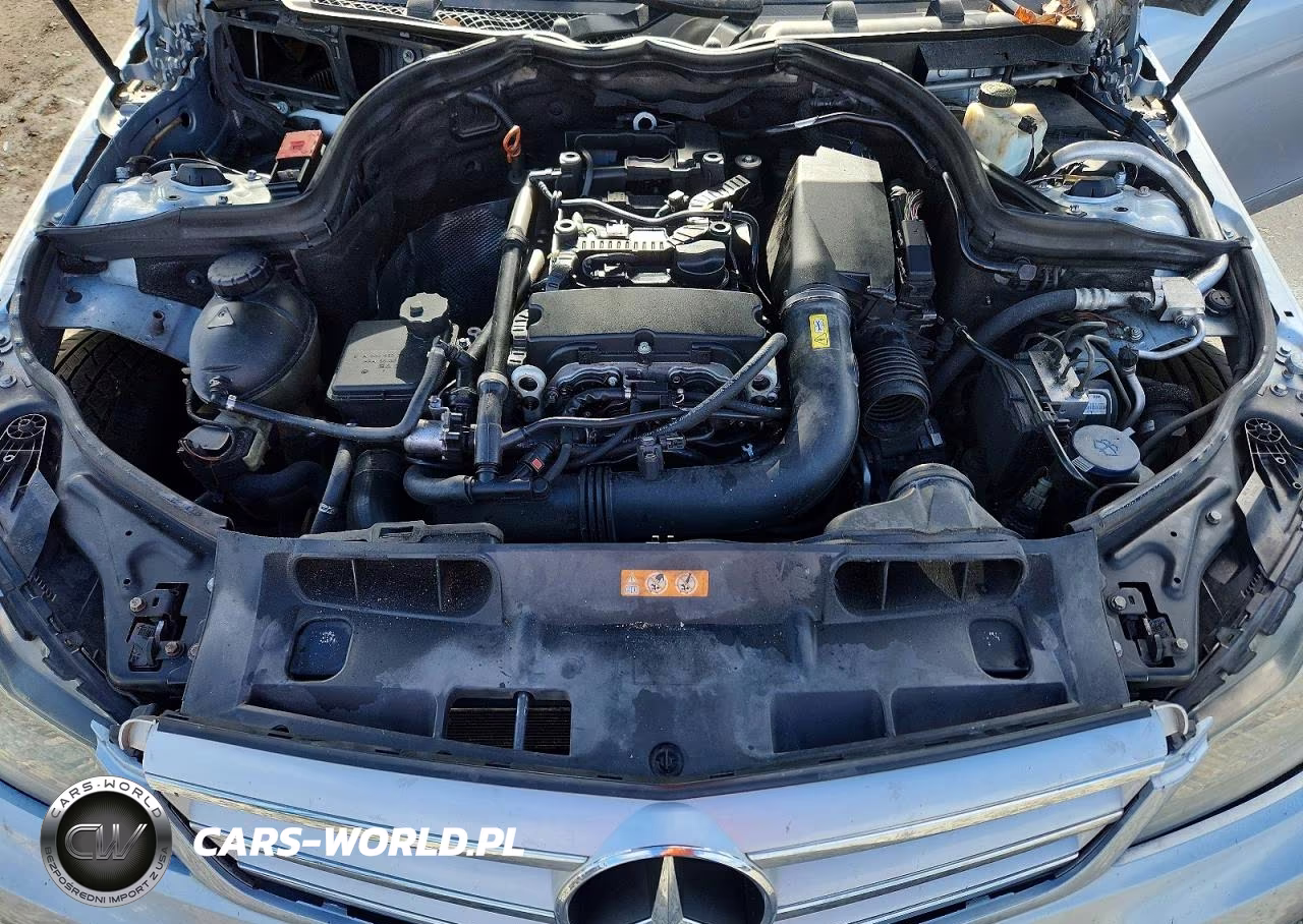 2013 Mercedes-Benz C 250 VIN:WDDGF4HBXDA767645 - 11