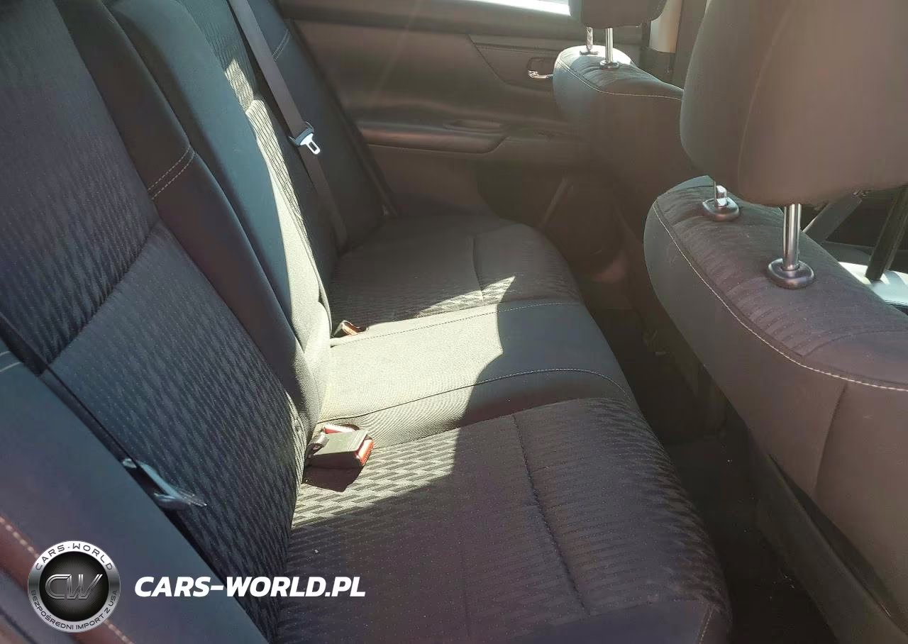 2018 Nissan Altima 2.5 S VIN:1N4AL3AP0JC247095 - 10