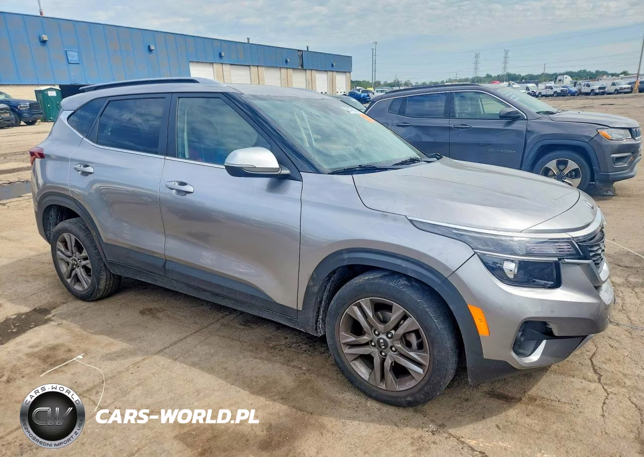 2021 Kia Seltos S VIN:KNDEU2AA1M7104944 - 4