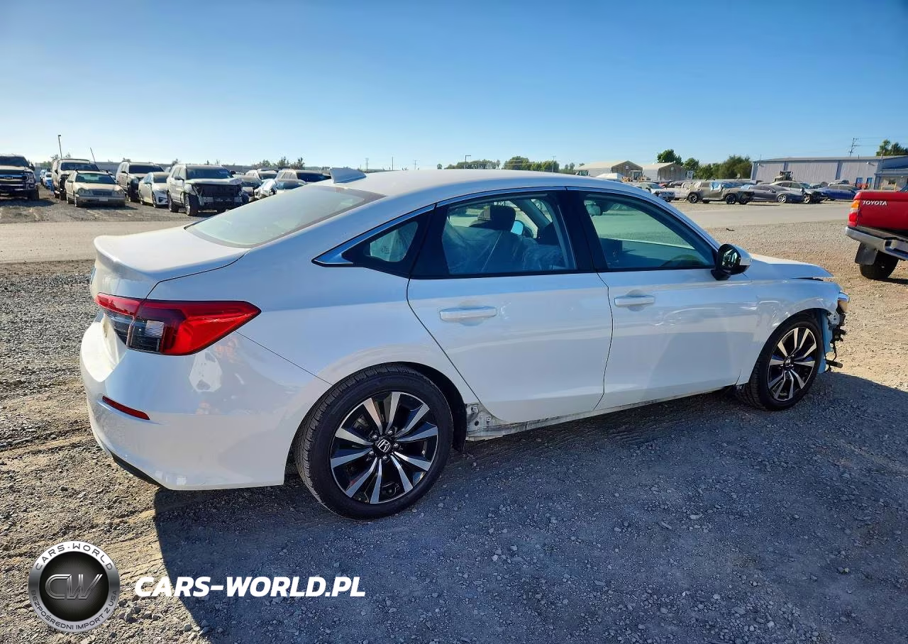 2024 Honda Civic Ex VIN:2HGFE1F79RH329859 - 3