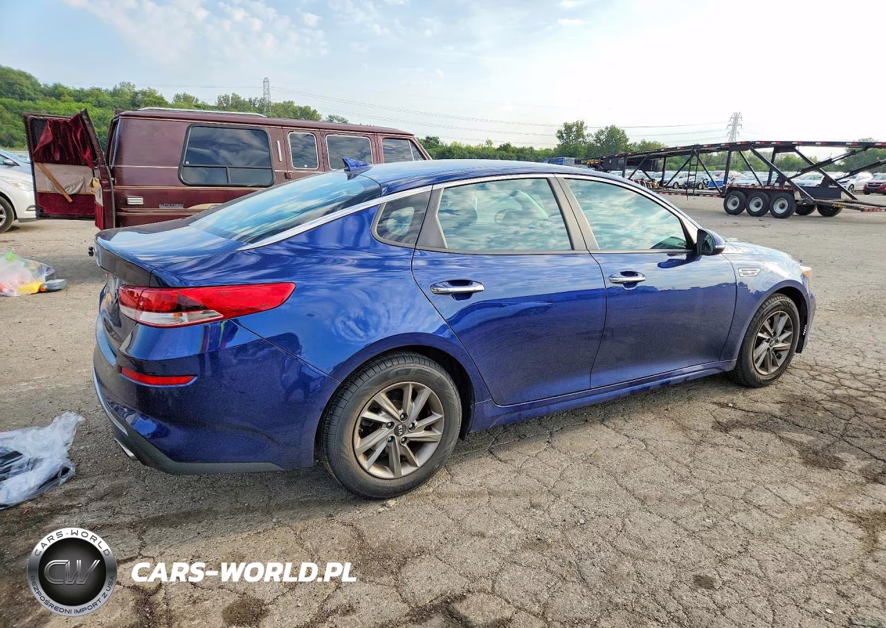 2019 Kia Optima Lx VIN:5XXGT4L34KG334245 - 3