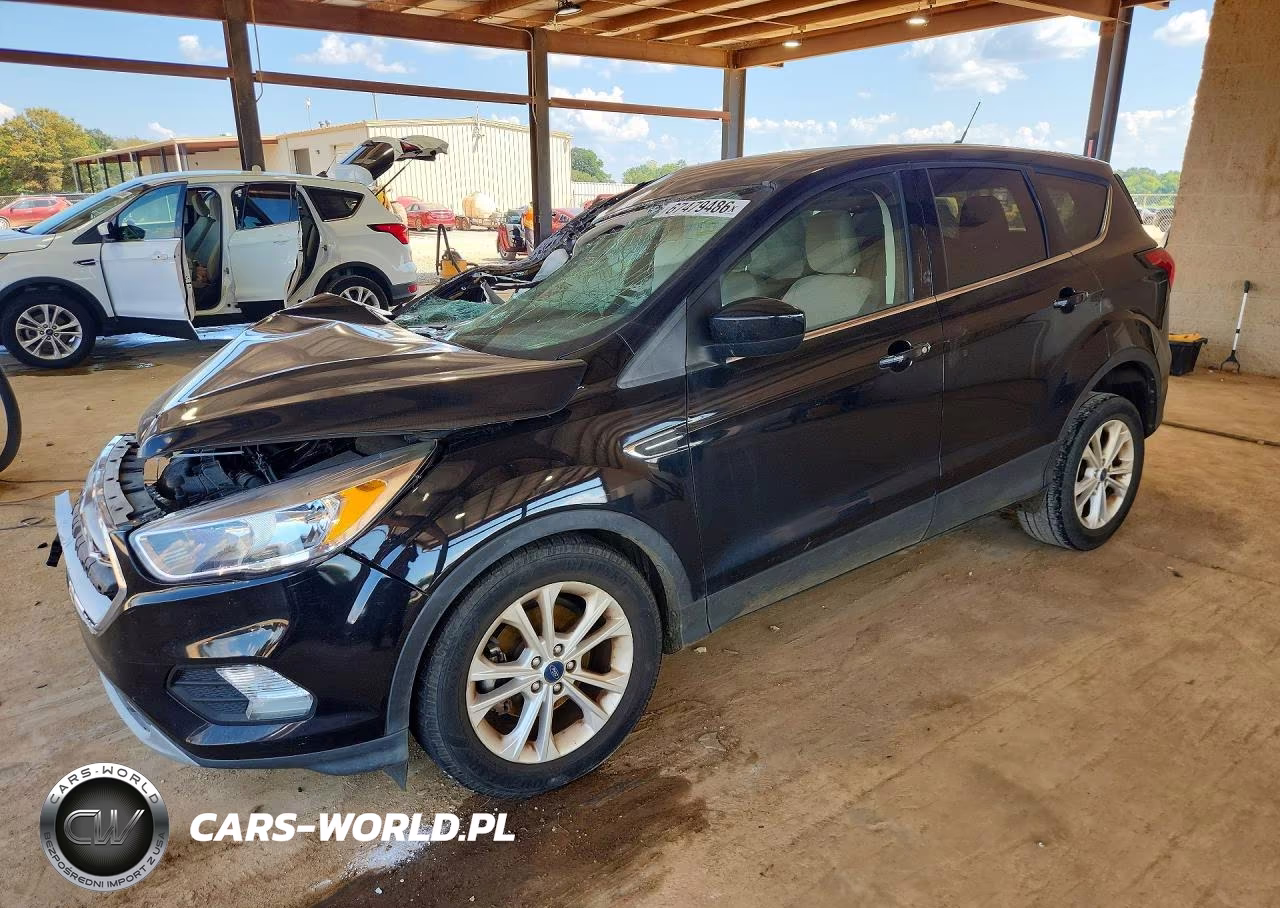 2019 Ford Escape Se VIN:1FMCU0GDXKUC19243 - 1