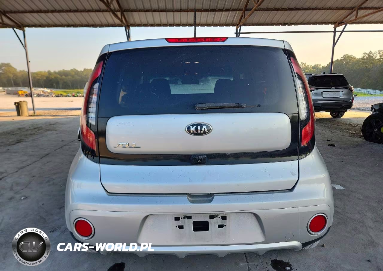 2018 Kia Soul + VIN:KNDJP3A57J7580366 - 6