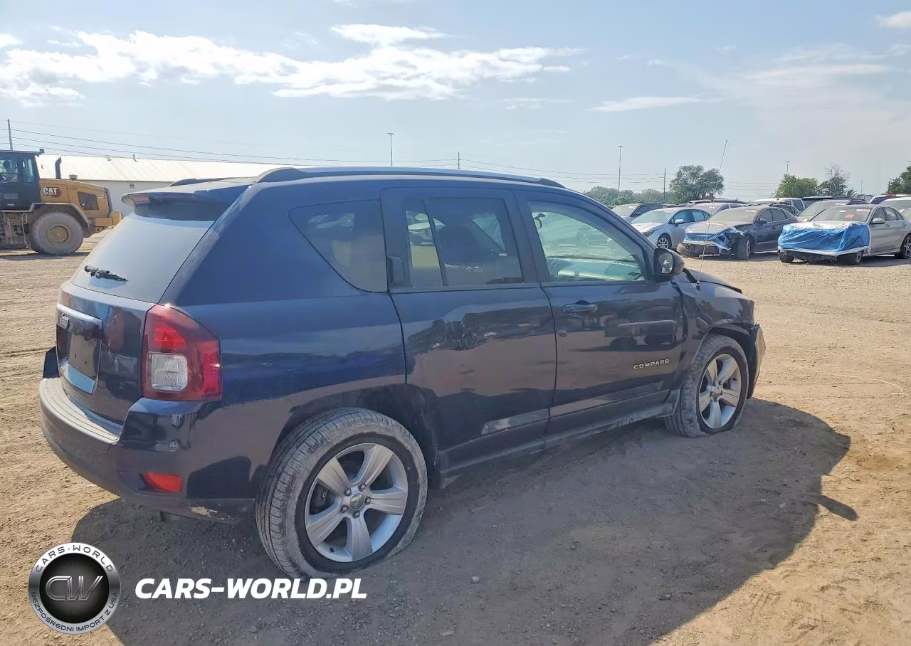 JEEP COMPASS SP VIN:1C4NJDBB3FD283181 - 3