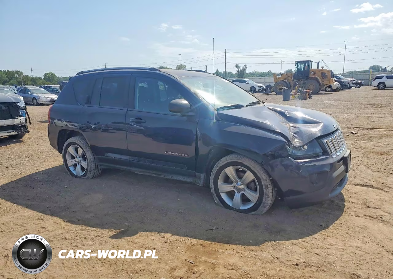 JEEP COMPASS SP VIN:1C4NJDBB3FD283181 - 4