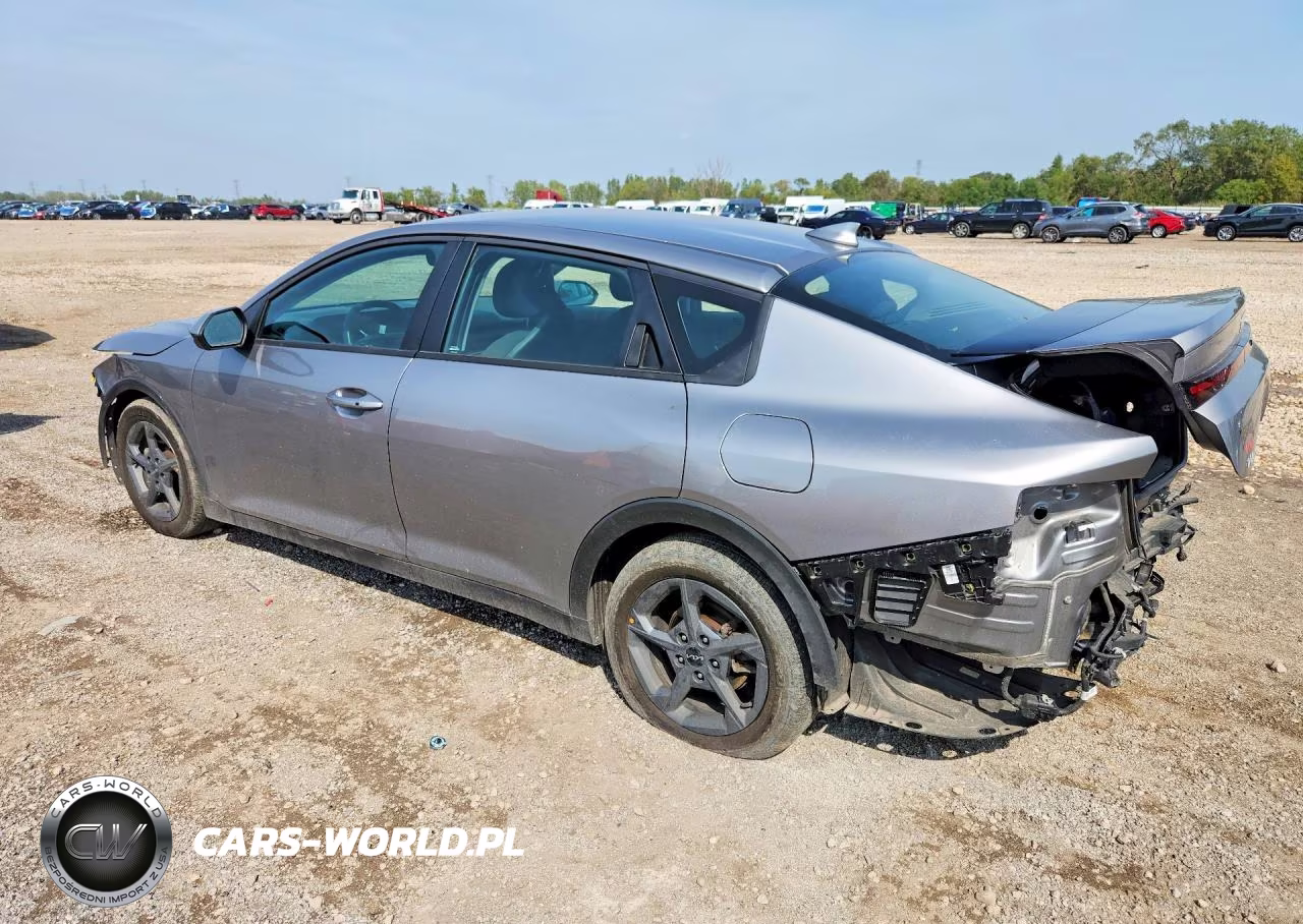 2025 Kia K4 Lxs VIN:3KPFT4DE1SE206954 - 2