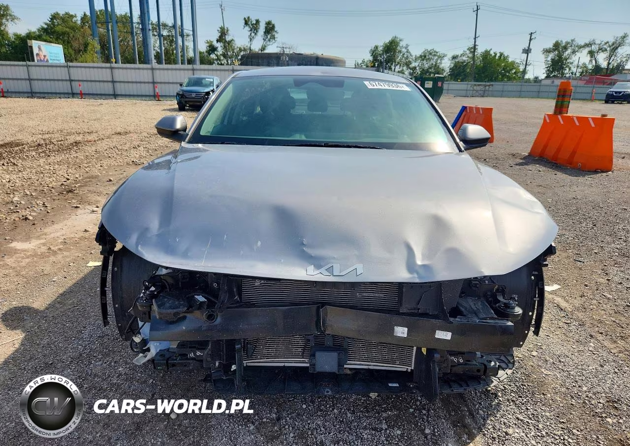 2025 Kia K4 Lxs VIN:3KPFT4DE1SE206954 - 5
