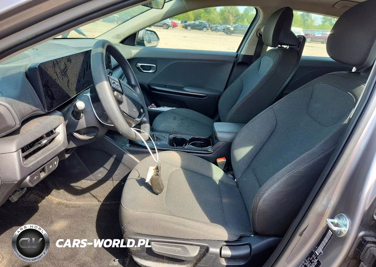 2025 Kia K4 Lxs VIN:3KPFT4DE1SE206954 - 7