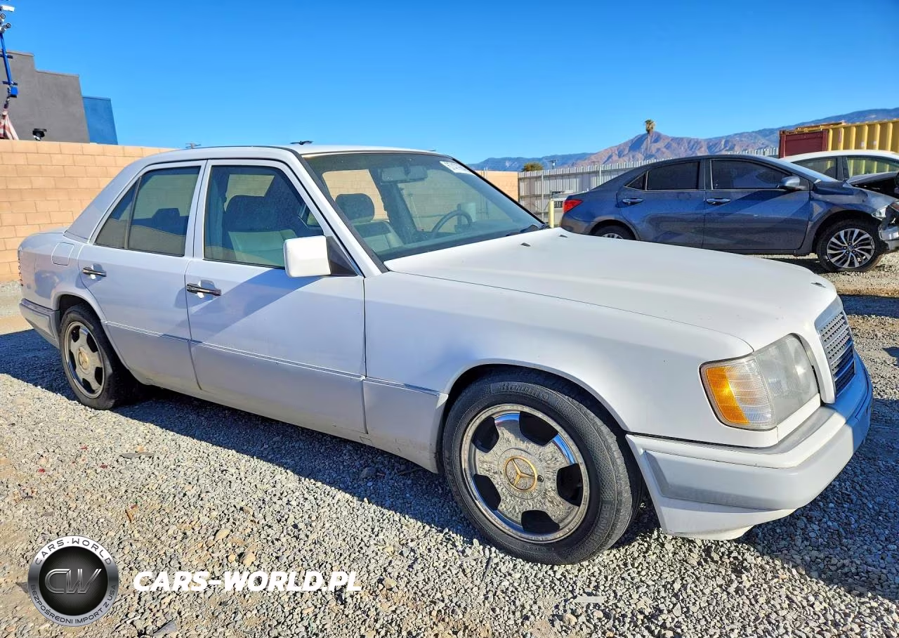 1994 Mercedes-Benz E 320 VIN:WDBEA32E1RC104813 - 4