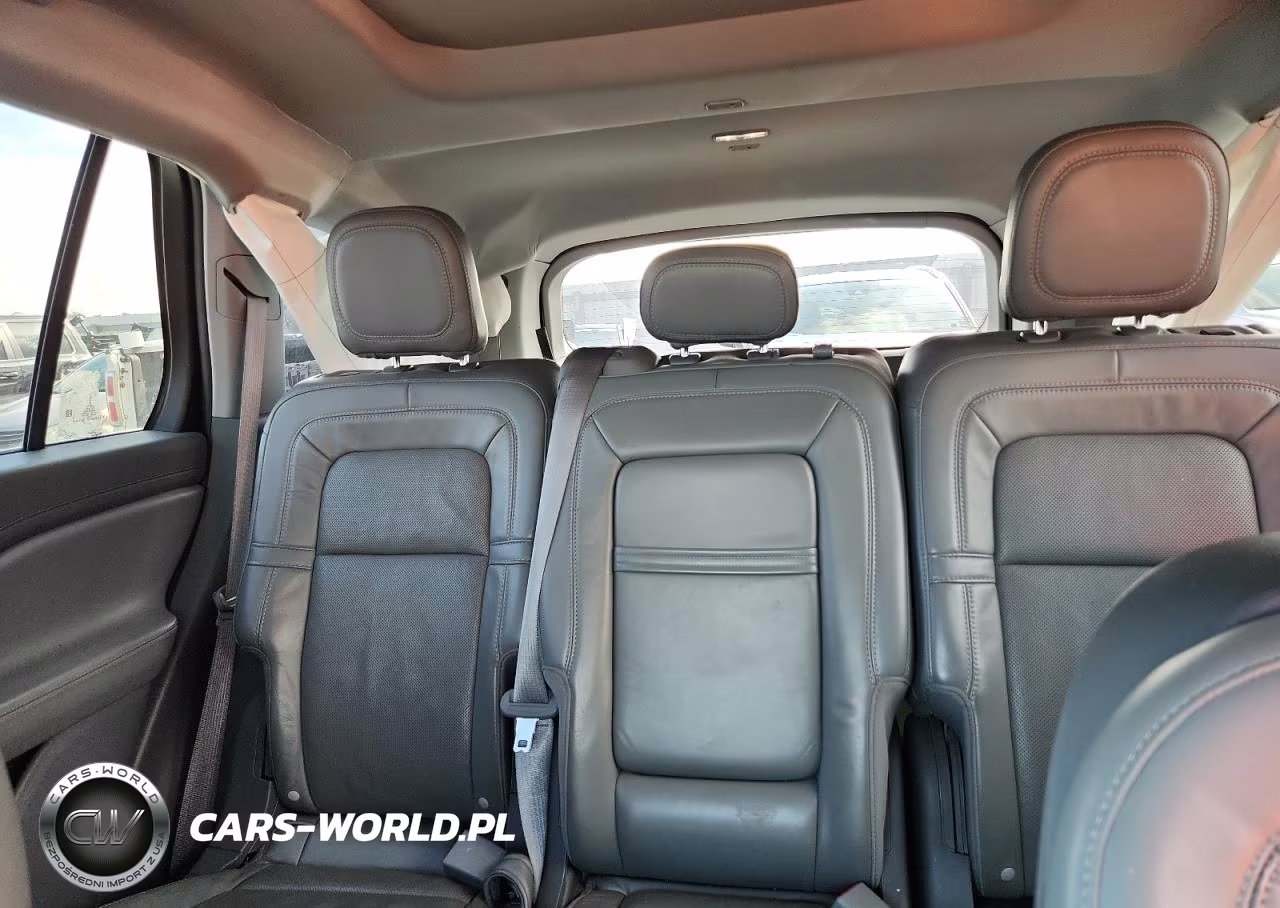 2020 Lincoln Aviator Reserve VIN:5LM5J7WC6LGL18562 - 10