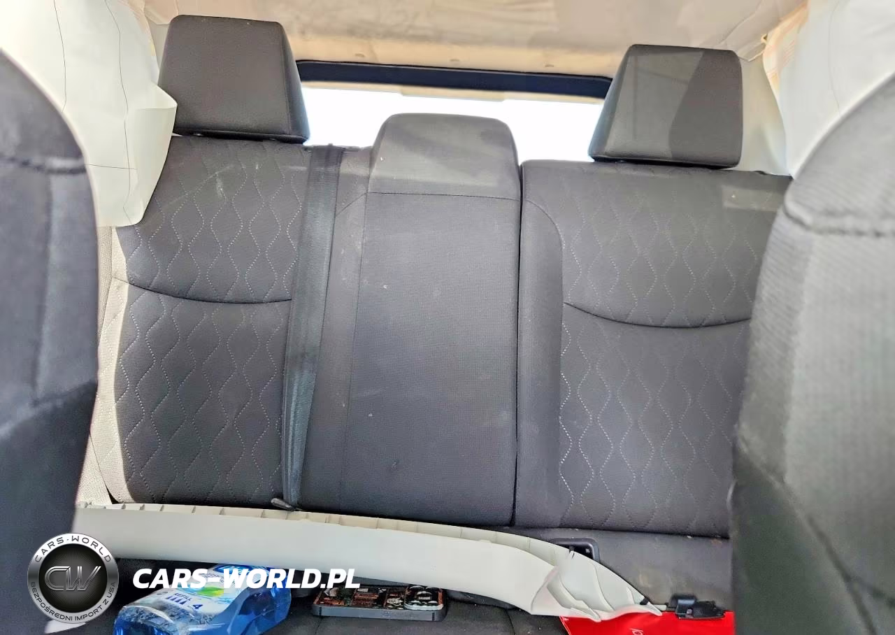 2022 Toyota Corolla Cross Le VIN:7MUCAAAG9NV002593 - 10