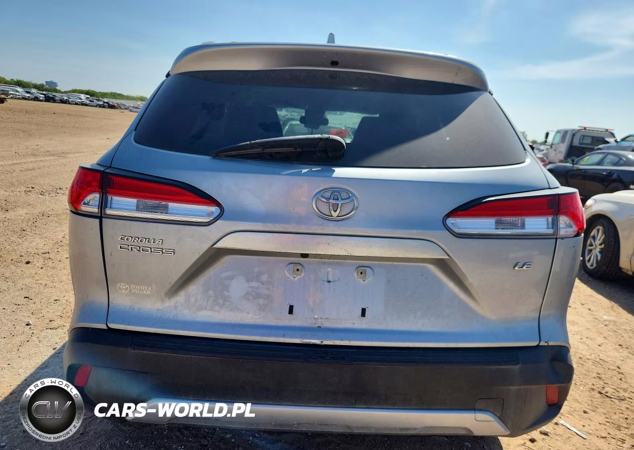 2022 Toyota Corolla Cross Le VIN:7MUCAAAG9NV002593 - 6