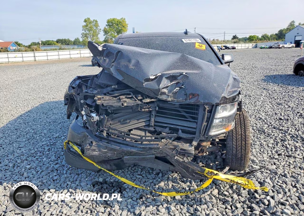 2019 Chevrolet Suburban K1500 Premier VIN:1GNSKJKC5KR154953 - 5