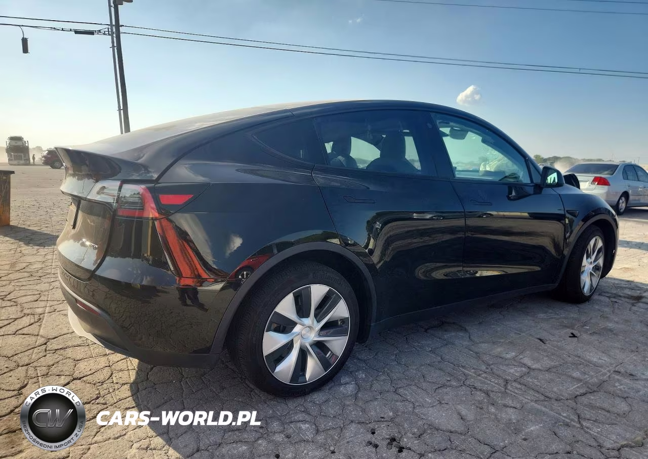 2021 Tesla Model Y VIN:5YJYGDEE8MF068788 - 3