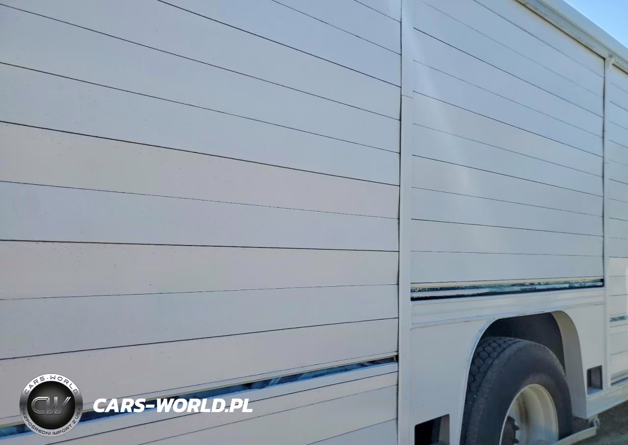2020 Hino 338 Box Truck VIN:0LDL0T61746766 - 10