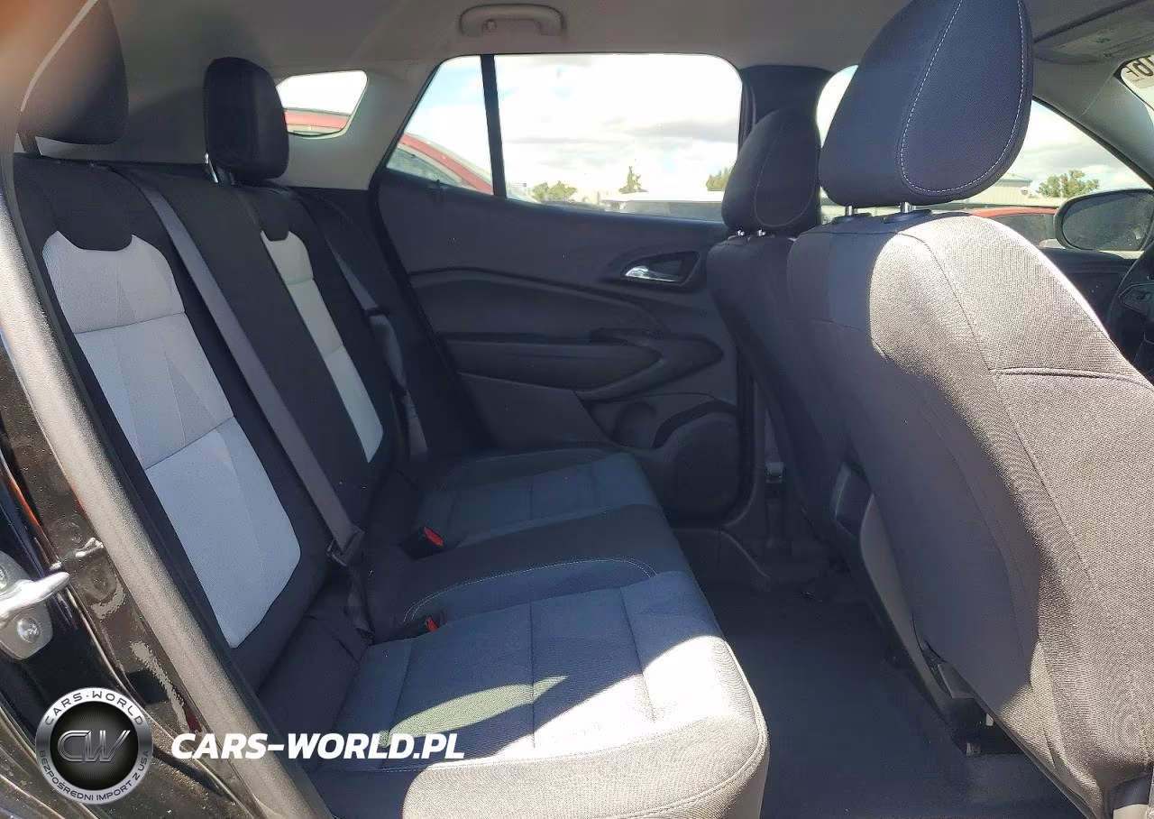 2024 Chevrolet Trax Ls VIN:KL77LFE29RC159255 - 11