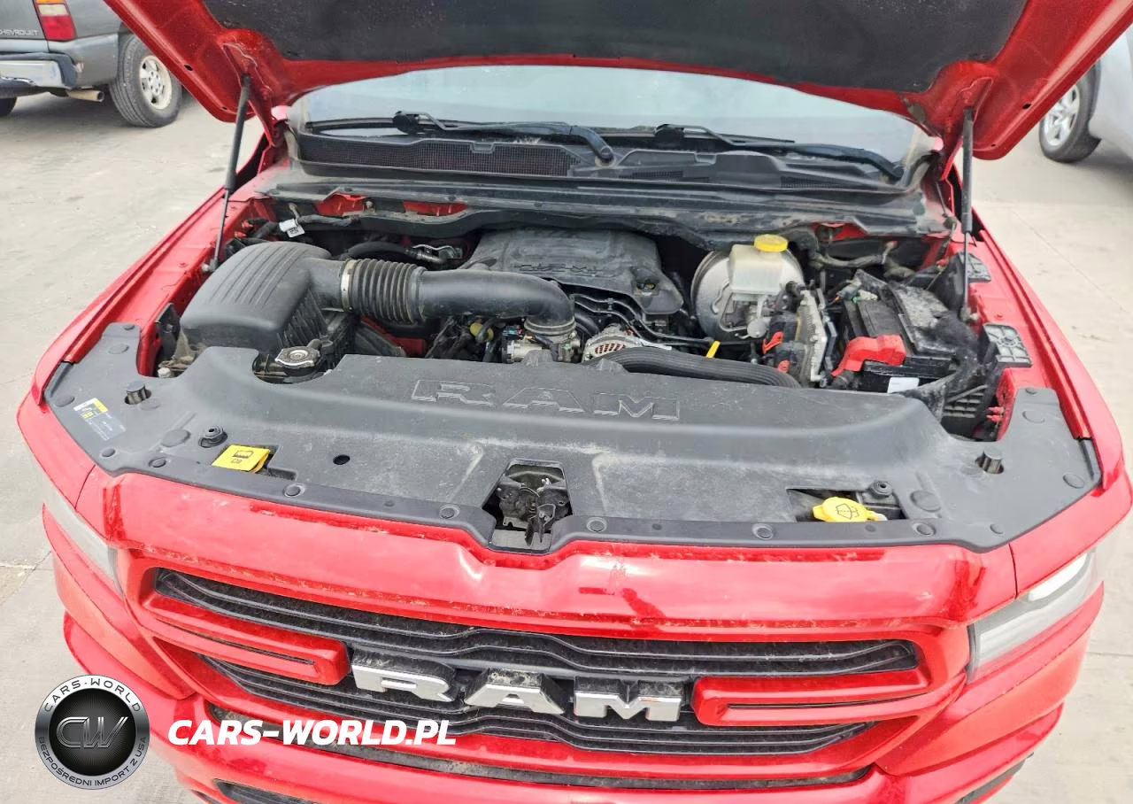 2019 Ram 1500 Laramie VIN:1C6RREJT0KN581743 - 11