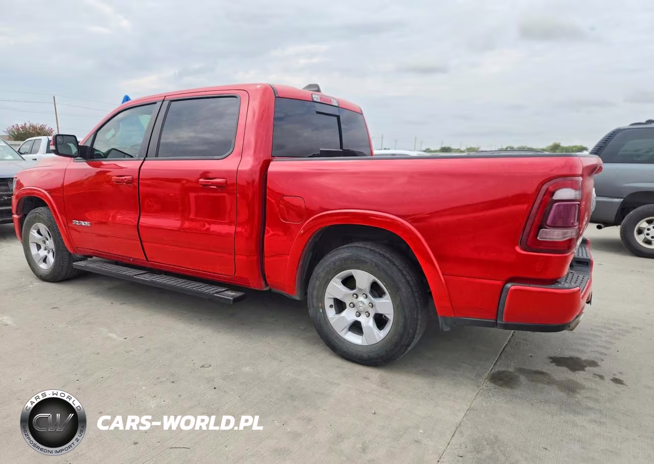 2019 Ram 1500 Laramie VIN:1C6RREJT0KN581743 - 2