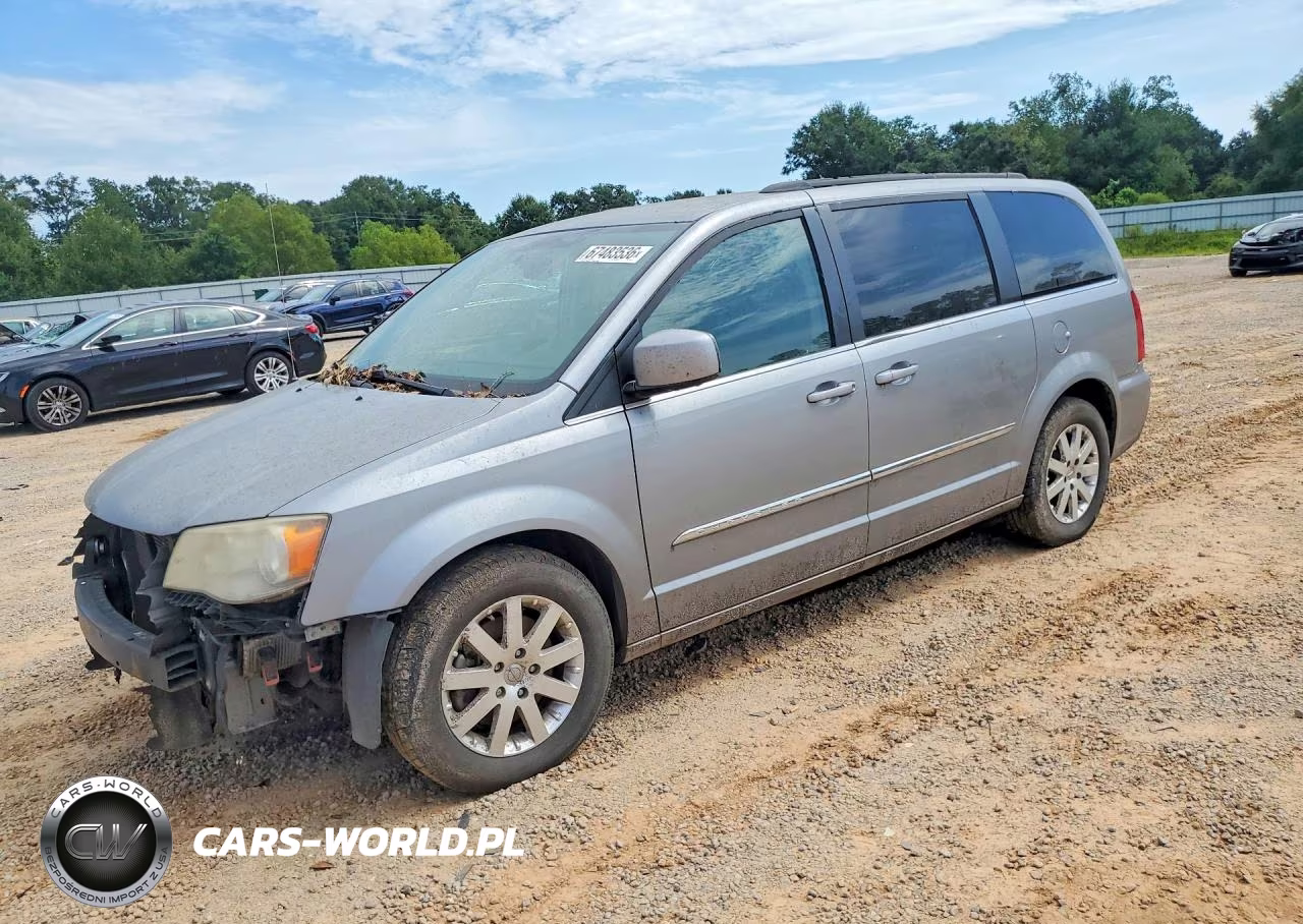 2014 Chrysler Town & Country Touring – zdjęcie 1 z 14
