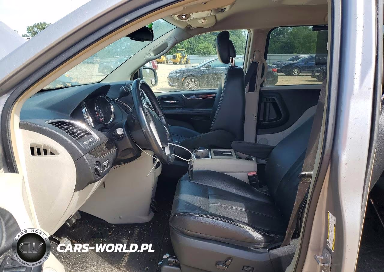 2014 Chrysler Town & Country Touring VIN:2C4RC1BGXER444210 - 7