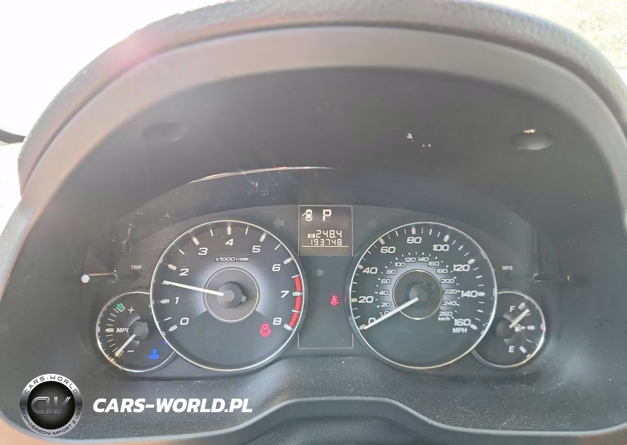 2010 Subaru Outback 3.6R Limited VIN:4S4BRDKC0A2377071 - 9