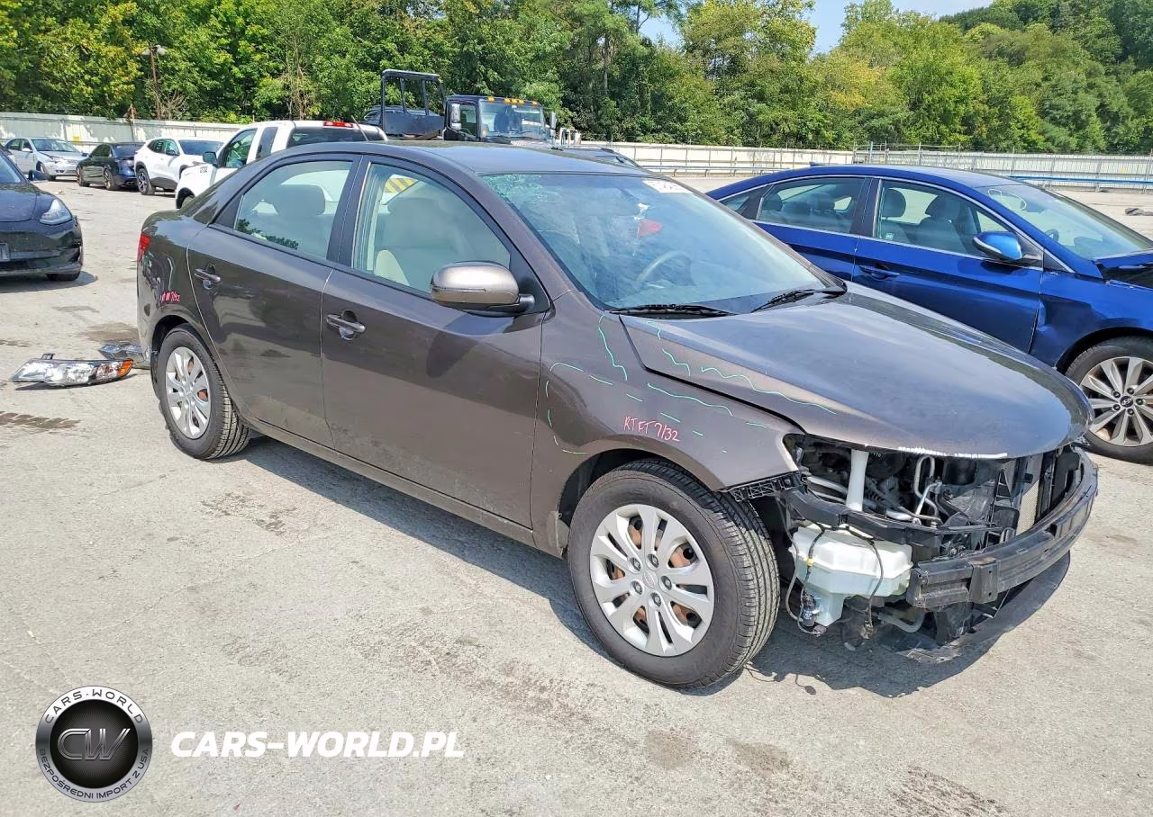 2013 Kia Forte Ex VIN:KNAFU4A26D5704117 - 4