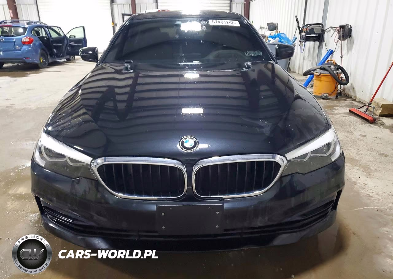 2018 BMW 530 Xi VIN:WBAJA7C51JWA73474 - 5
