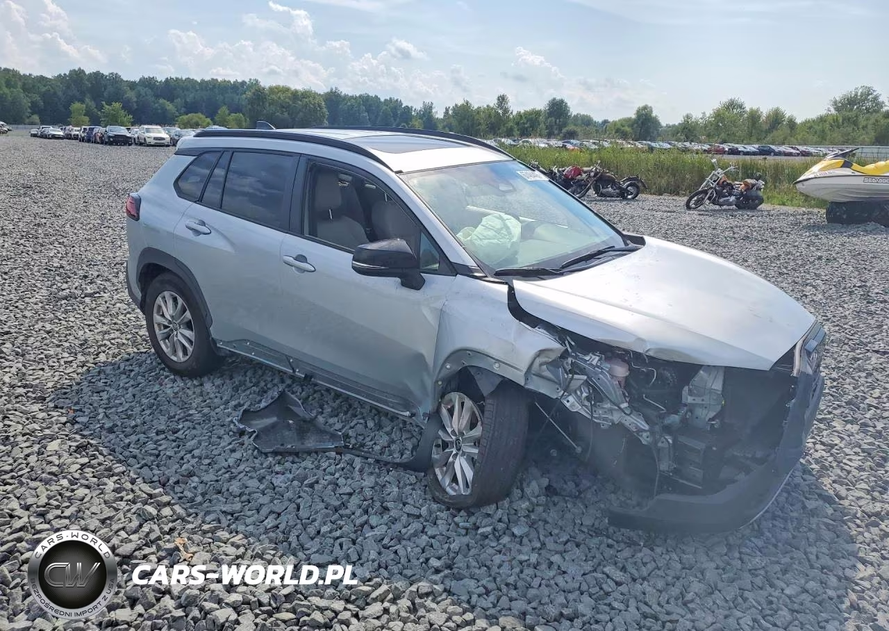 2026 Toyota Corolla Cross Le VIN:7MUBAAAG9TV180786 - 4