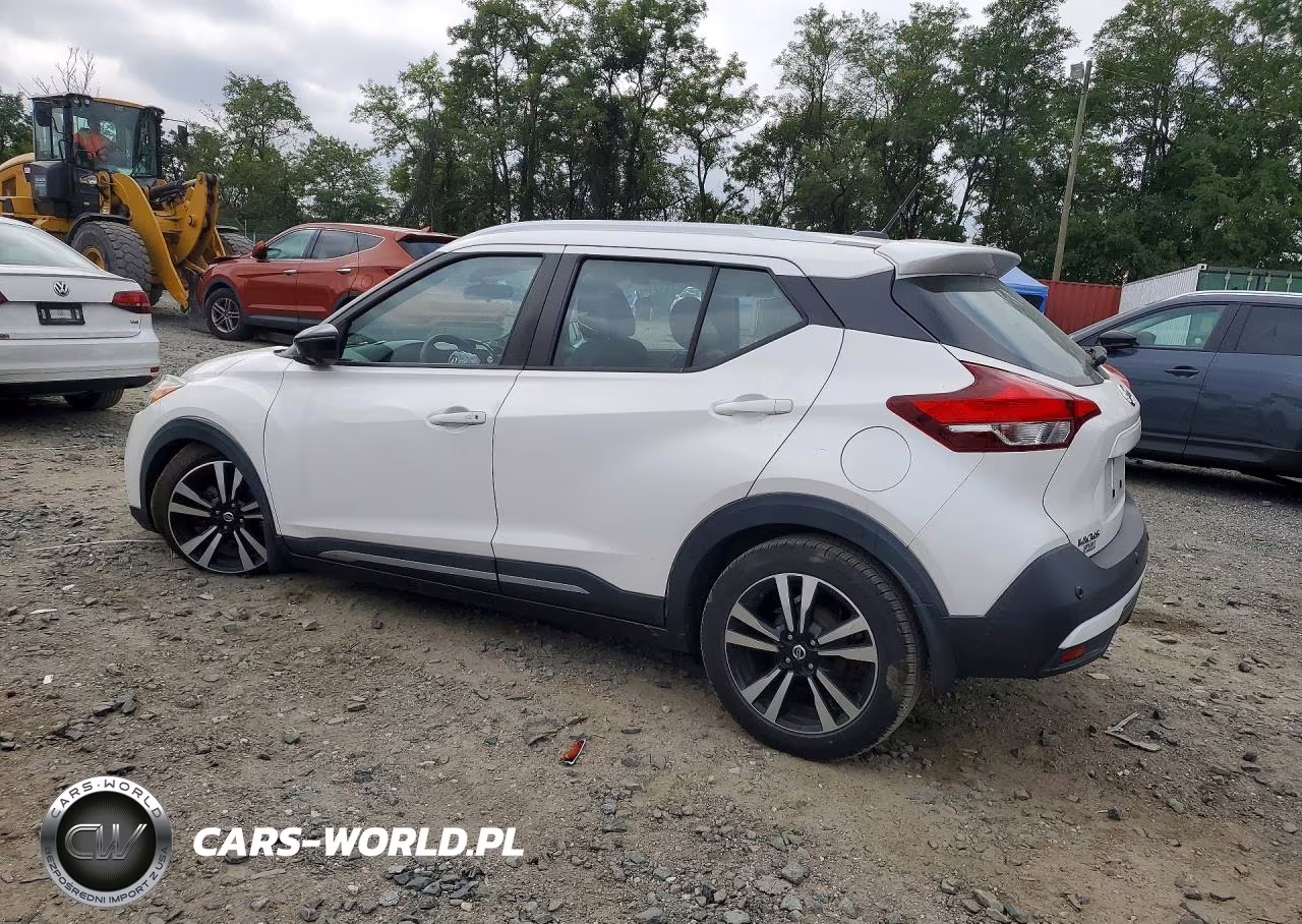 2020 Nissan Kicks Sr VIN:3N1CP5DV9LL532689 - 2