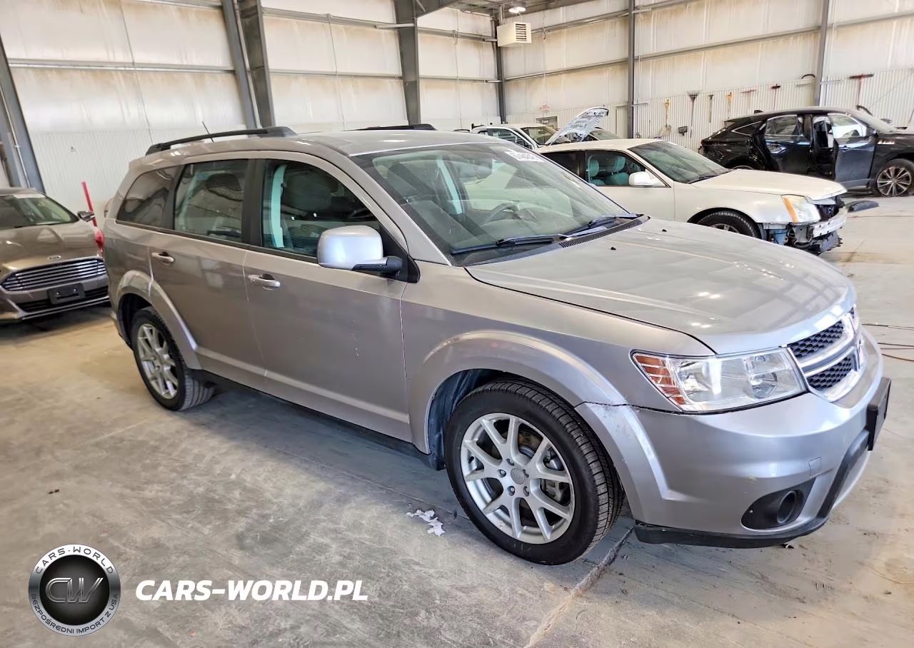 2015 Dodge Journey VIN:3C4PDCBG4FT588723 - 4