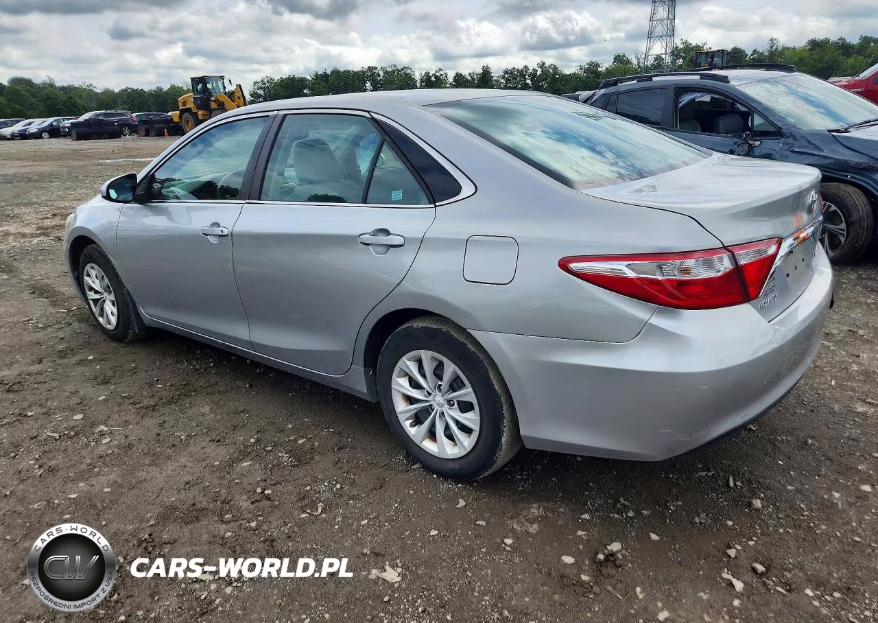 2016 Toyota Camry Le VIN:4T4BF1FK1GR564458 - 2