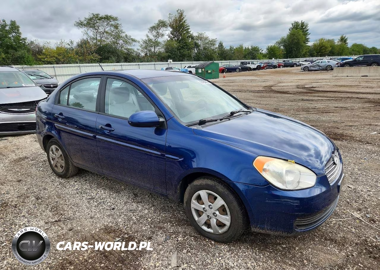 2009 Hyundai Accent Gls VIN:KMHCN46C39U314962 - 4