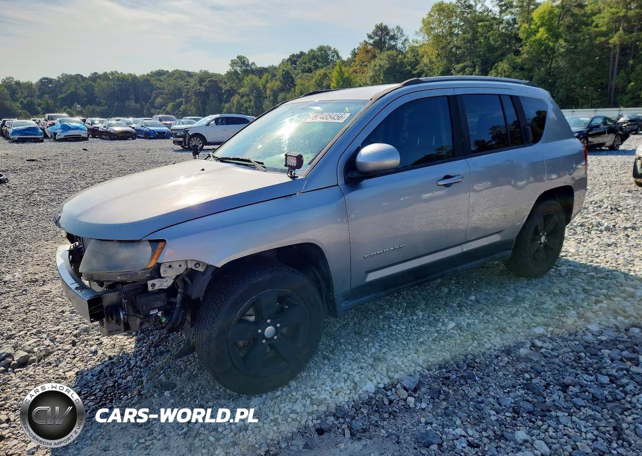 2016 Jeep Compass Latitude – zdjęcie 1 z 12