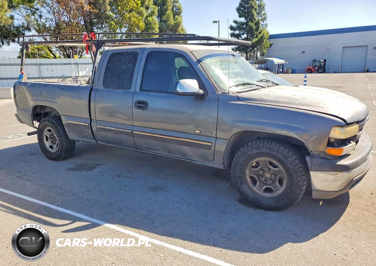 2002 Chevrolet Silverado C1500 VIN:2GCEC19V321372652 - 4