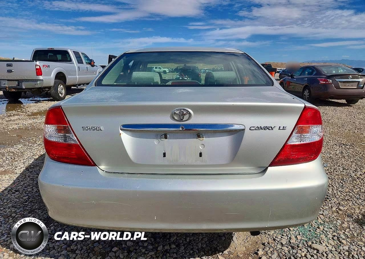 2002 Toyota Camry Le VIN:JTDBE32K320119884 - 6