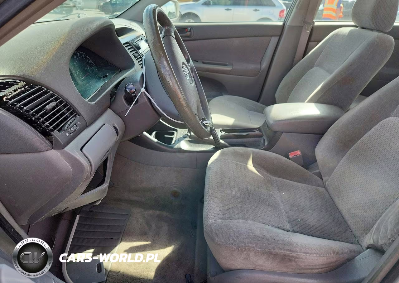 2002 Toyota Camry Le VIN:JTDBE32K320119884 - 7