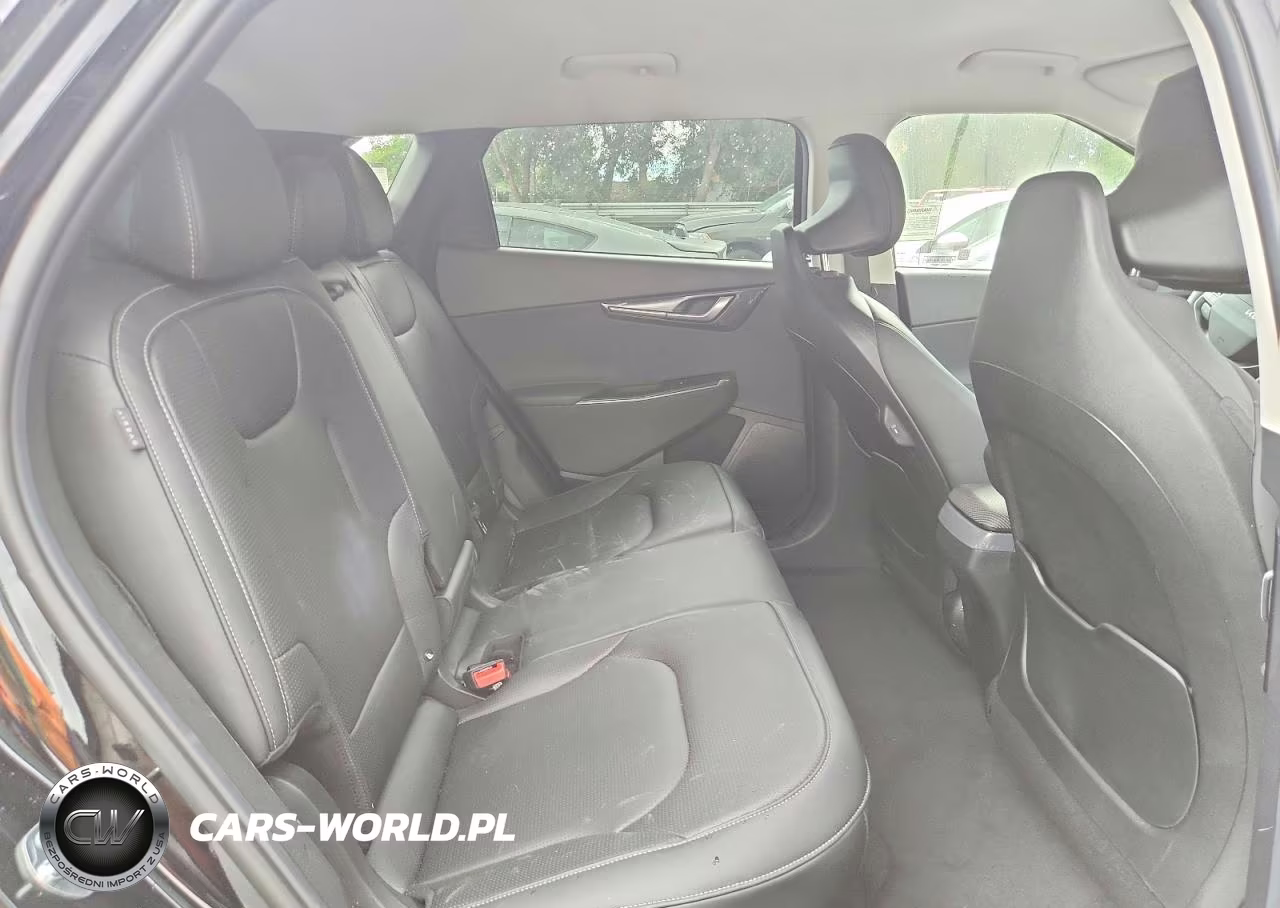 2025 Kia Ev6 Wind VIN:5XYC34JA5SG011091 - 10