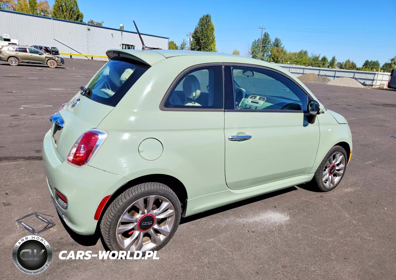 2015 Fiat 500 Sport VIN:3C3CFFBR5FT648184 - 3