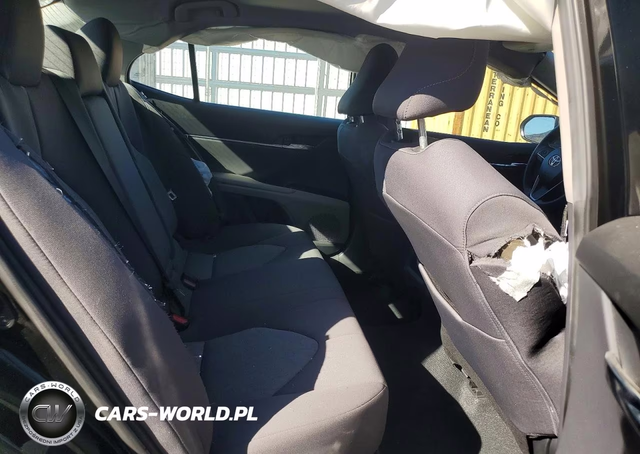 2024 Toyota Camry Le VIN:4T1R11AK2RU255535 - 10