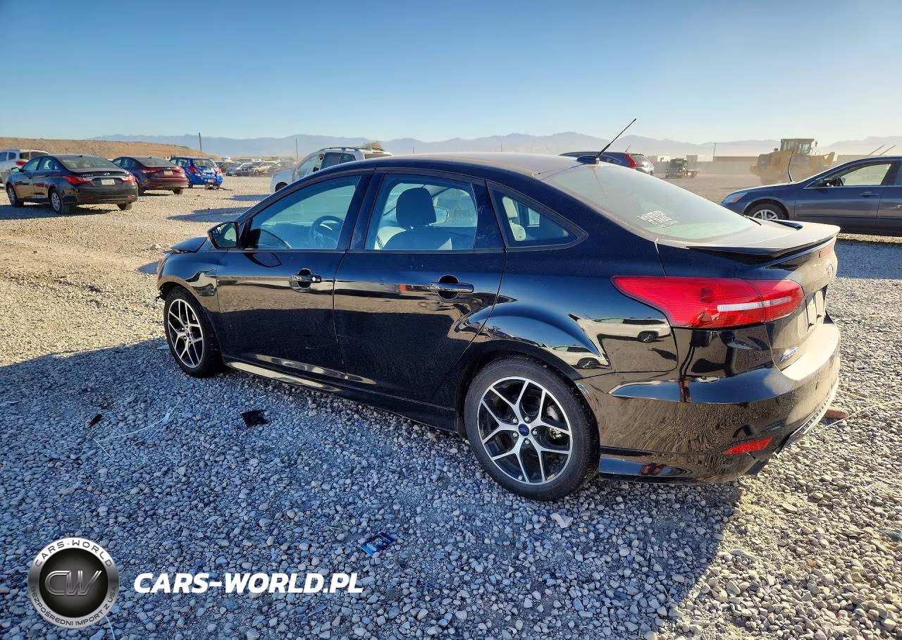 2016 Ford Focus Se VIN:1FADP3F25GL306214 - 2